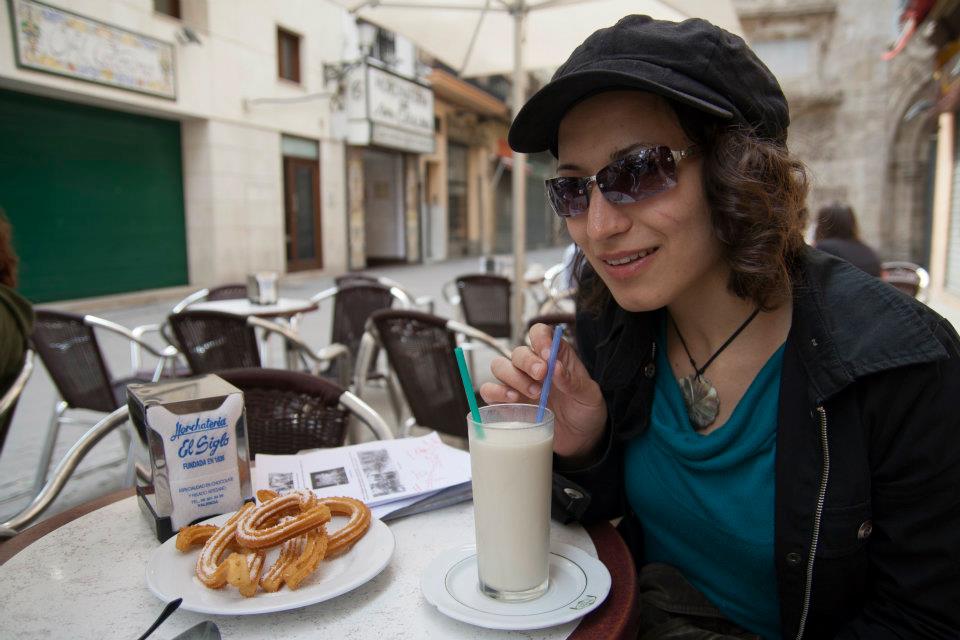 A beber uma Orchata na Horchateria El Siglo