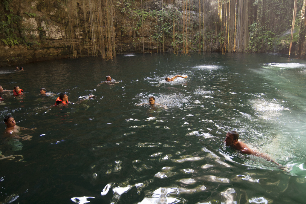 Cenote Ik'kill